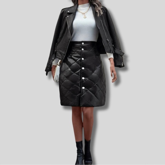 Black Quilted Button Down Skirt Sz. Medium - Picture 3 of 7